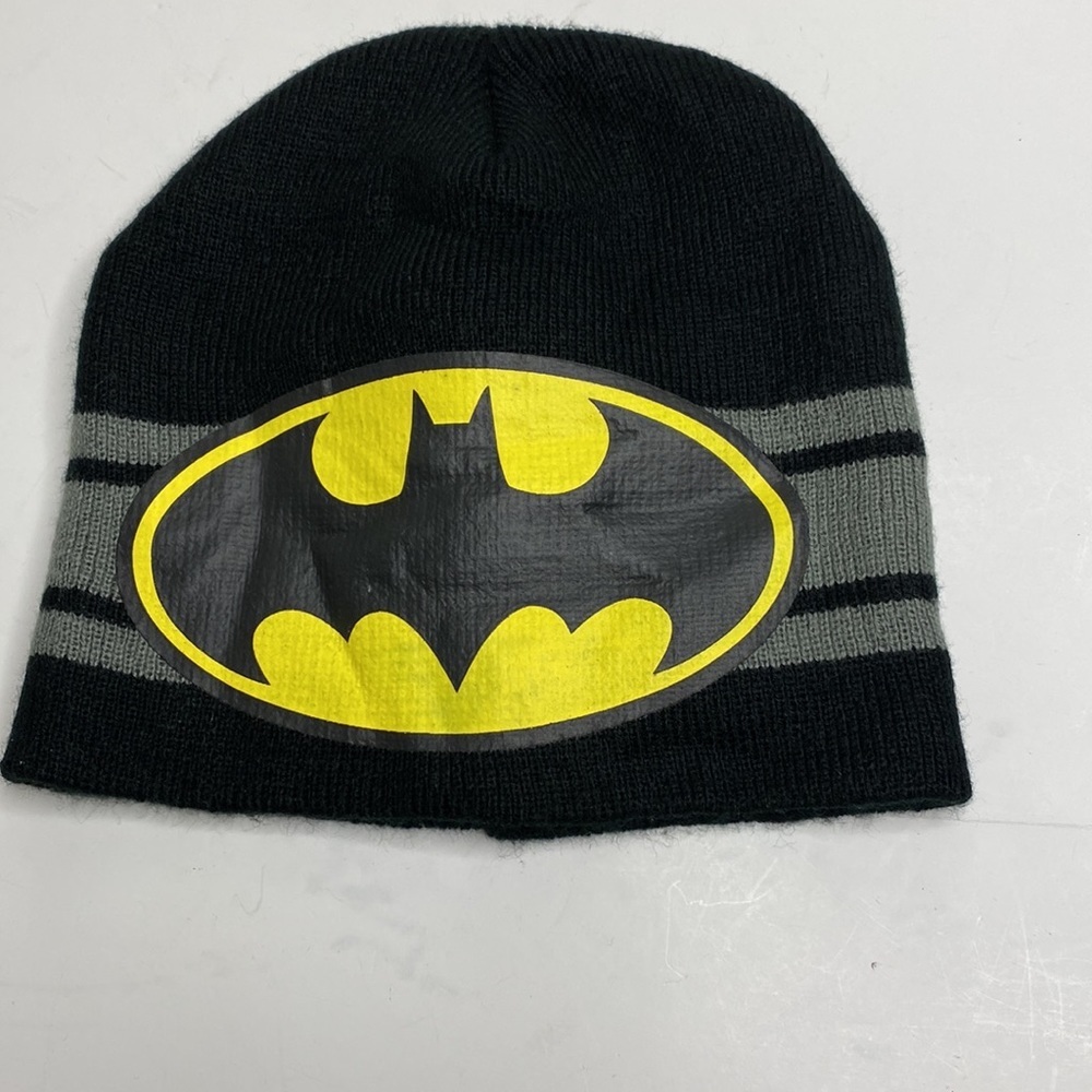 Batman Knit Beanie Hat With Yellow Logo & Gray Stripes